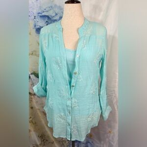 Sea Green Turquoise all over CoralEmbroidered Blouse & under tank Shell button